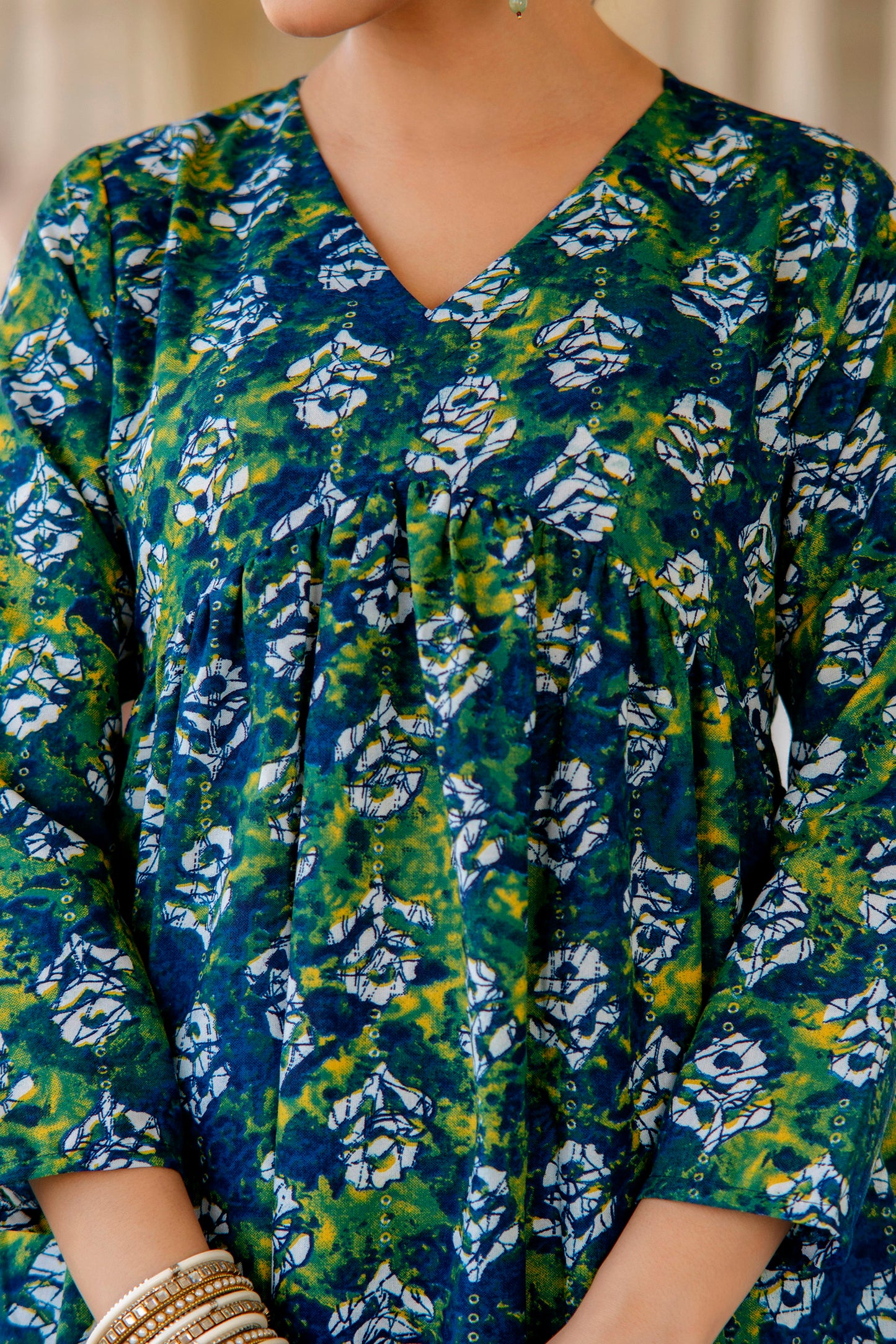 Women Printed A-Line Kurta and Pant Set with Dupatta Set Dropshipera