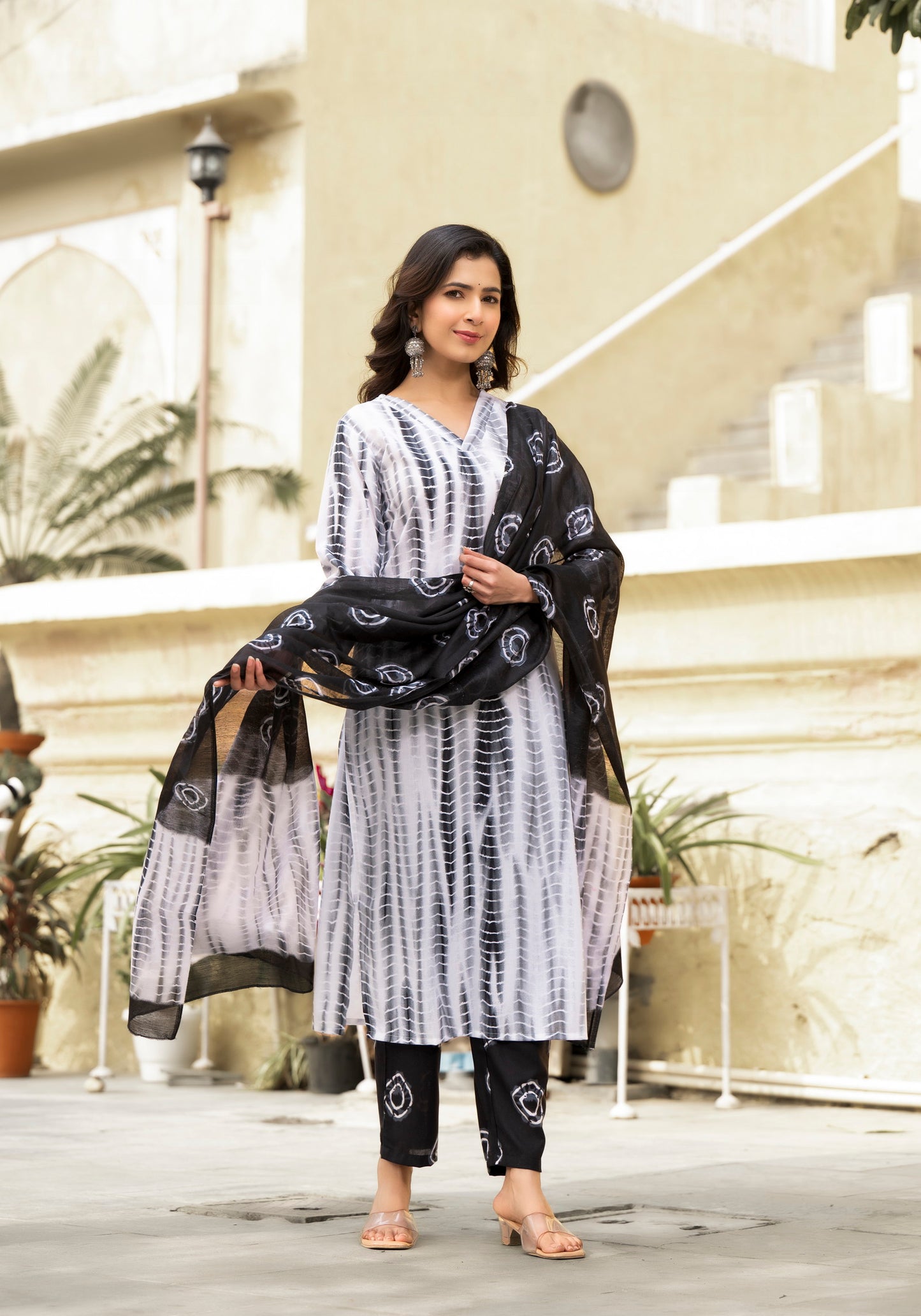 Printed Straight Kurta and Pant set with Dupatta Dropshipera