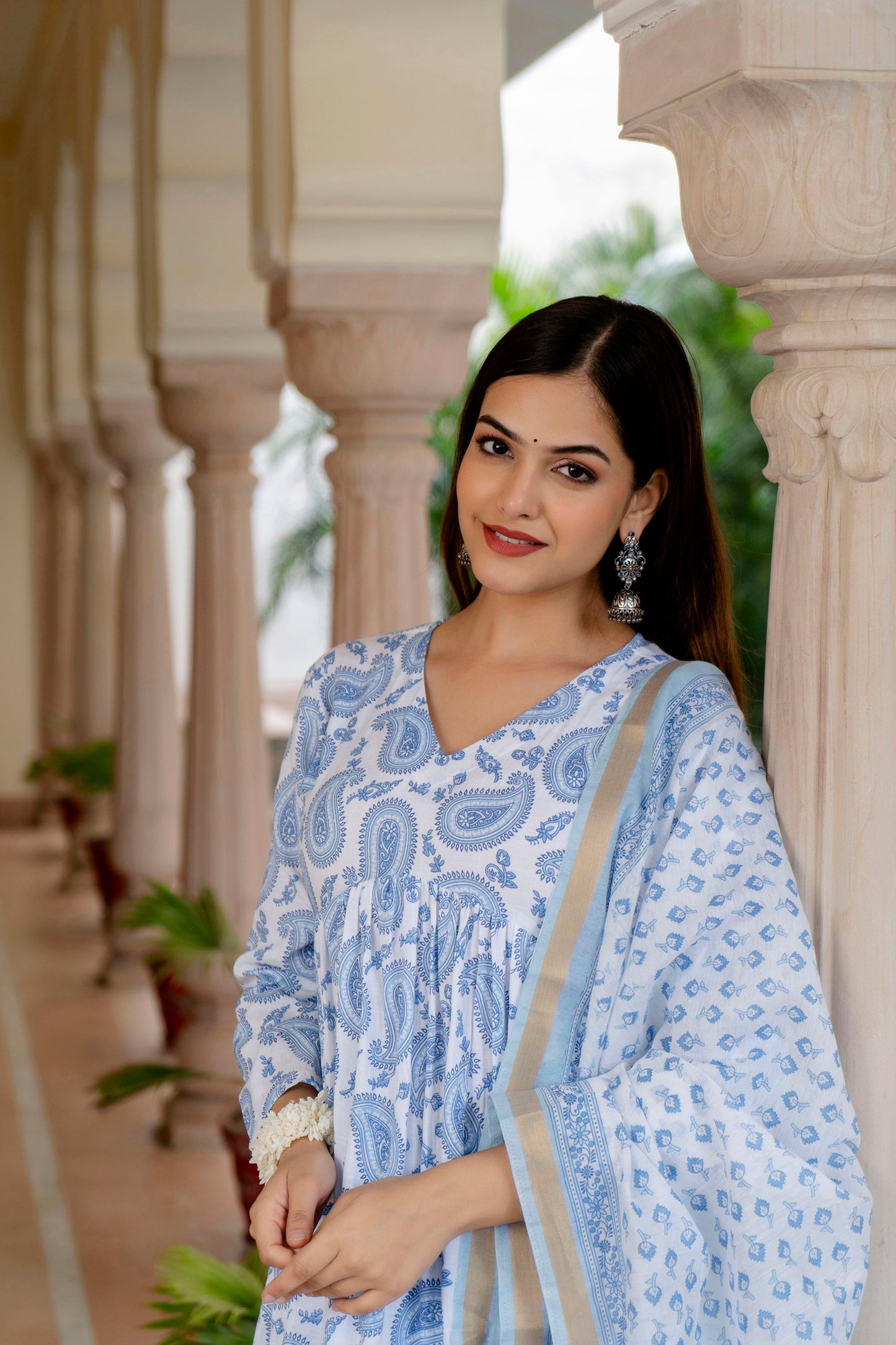 Women Block Printed Kurta and Pant Set With Dupatta in Traditional design Dropshipera