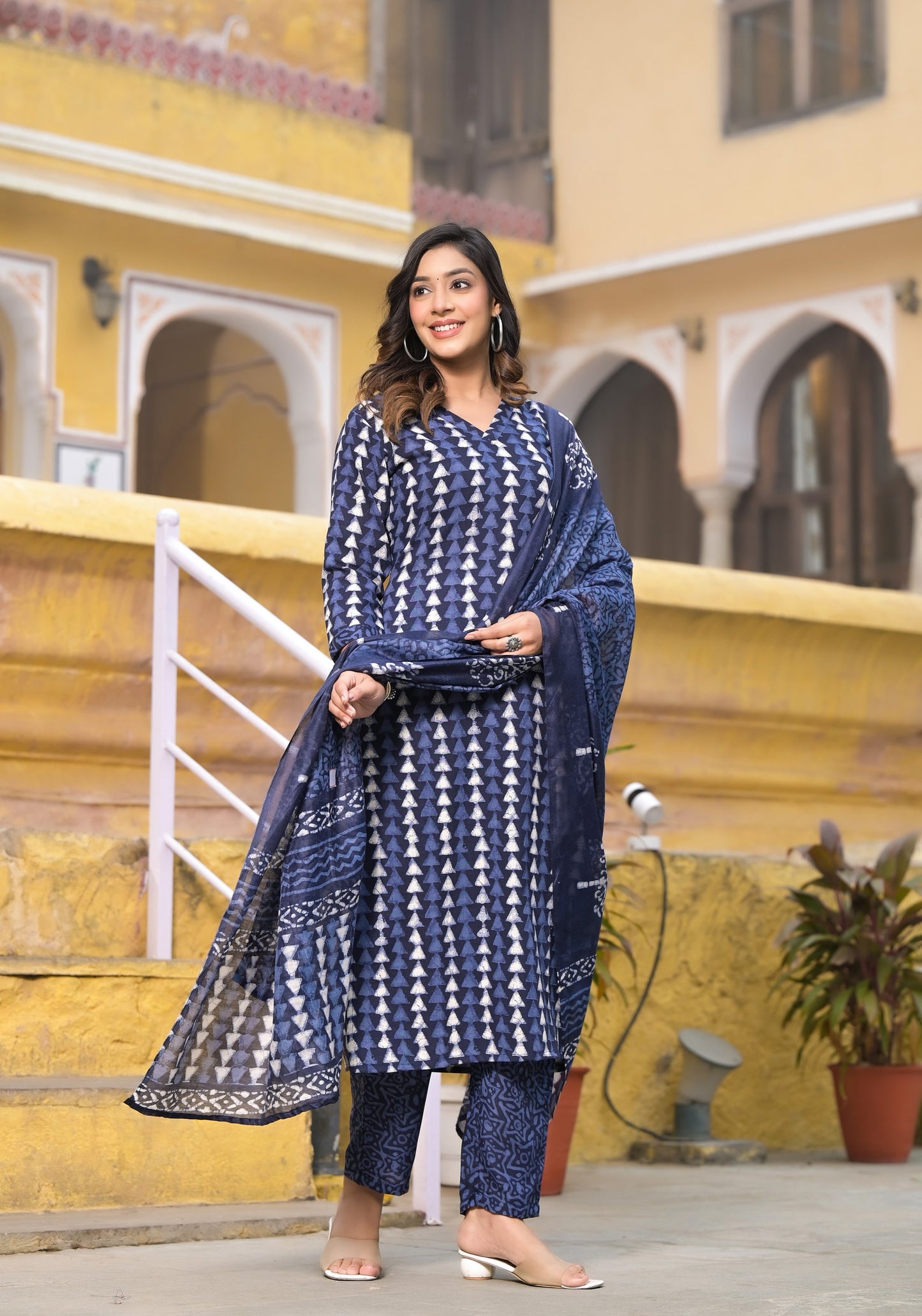 Blue Color Beautiful and Stylish Kutra set with Pant and Dupatta Dropshipera