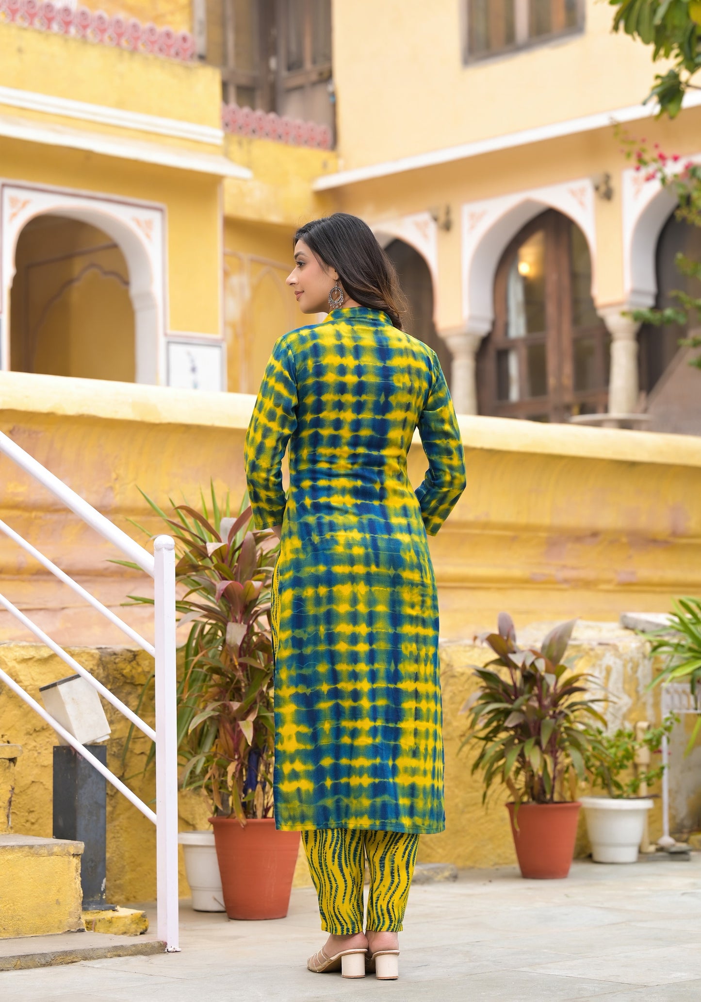 Simple and Beautiful Tie Die Printed Kurta Set with Bottom and Dupatta Dropshipera