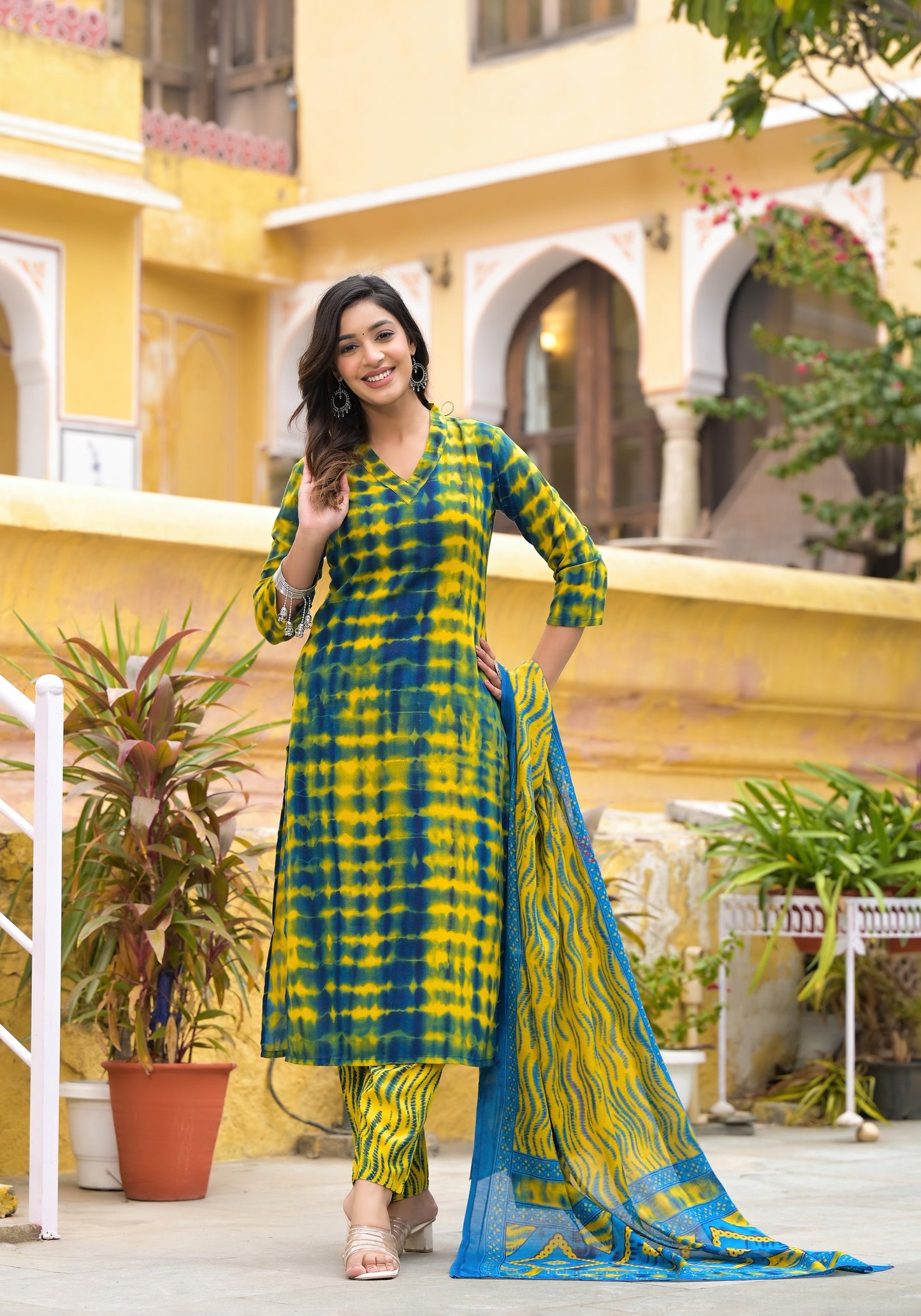Simple and Beautiful Tie Die Printed Kurta Set with Bottom and Dupatta Dropshipera
