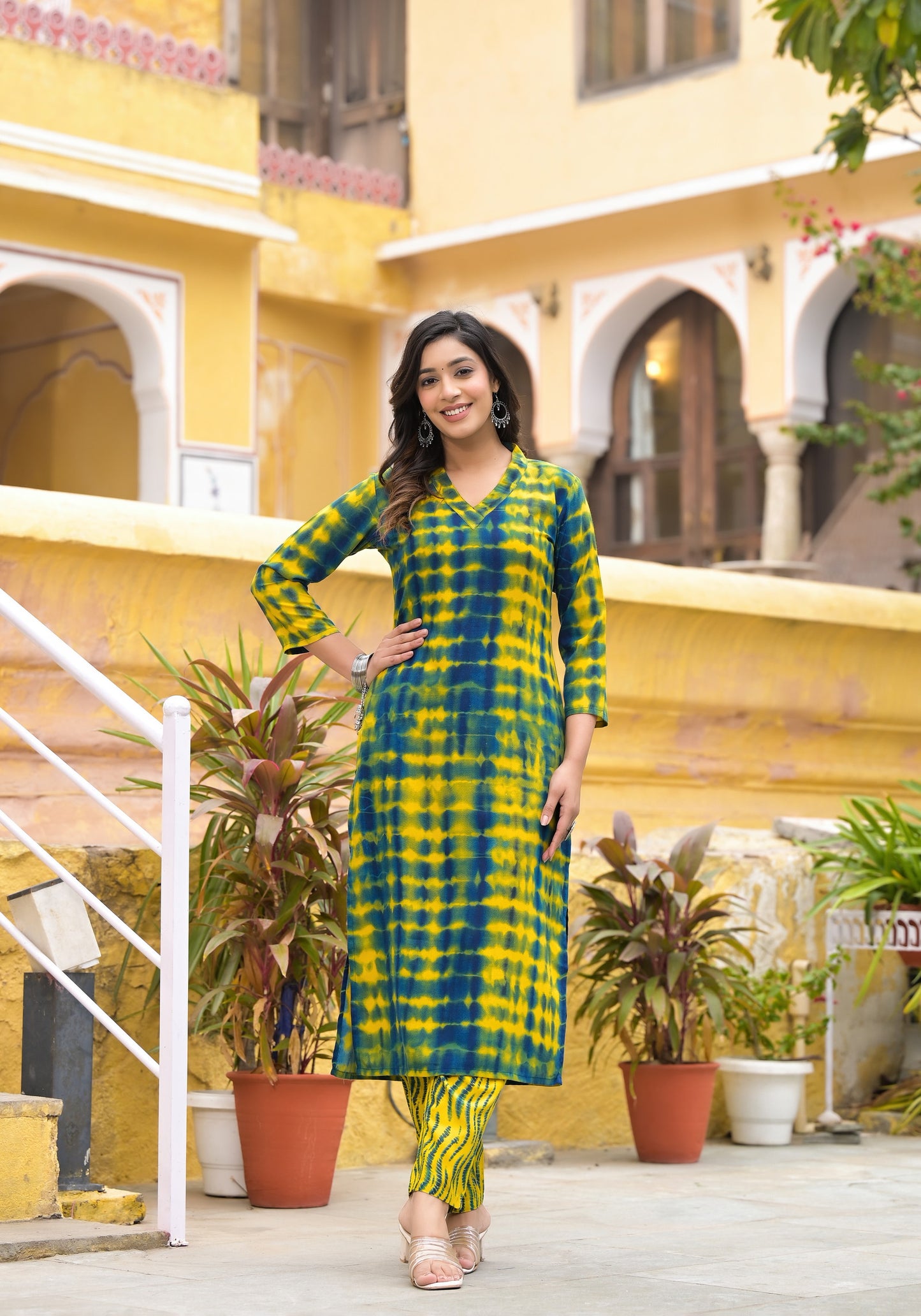 Simple and Beautiful Tie Die Printed Kurta Set with Bottom and Dupatta Dropshipera