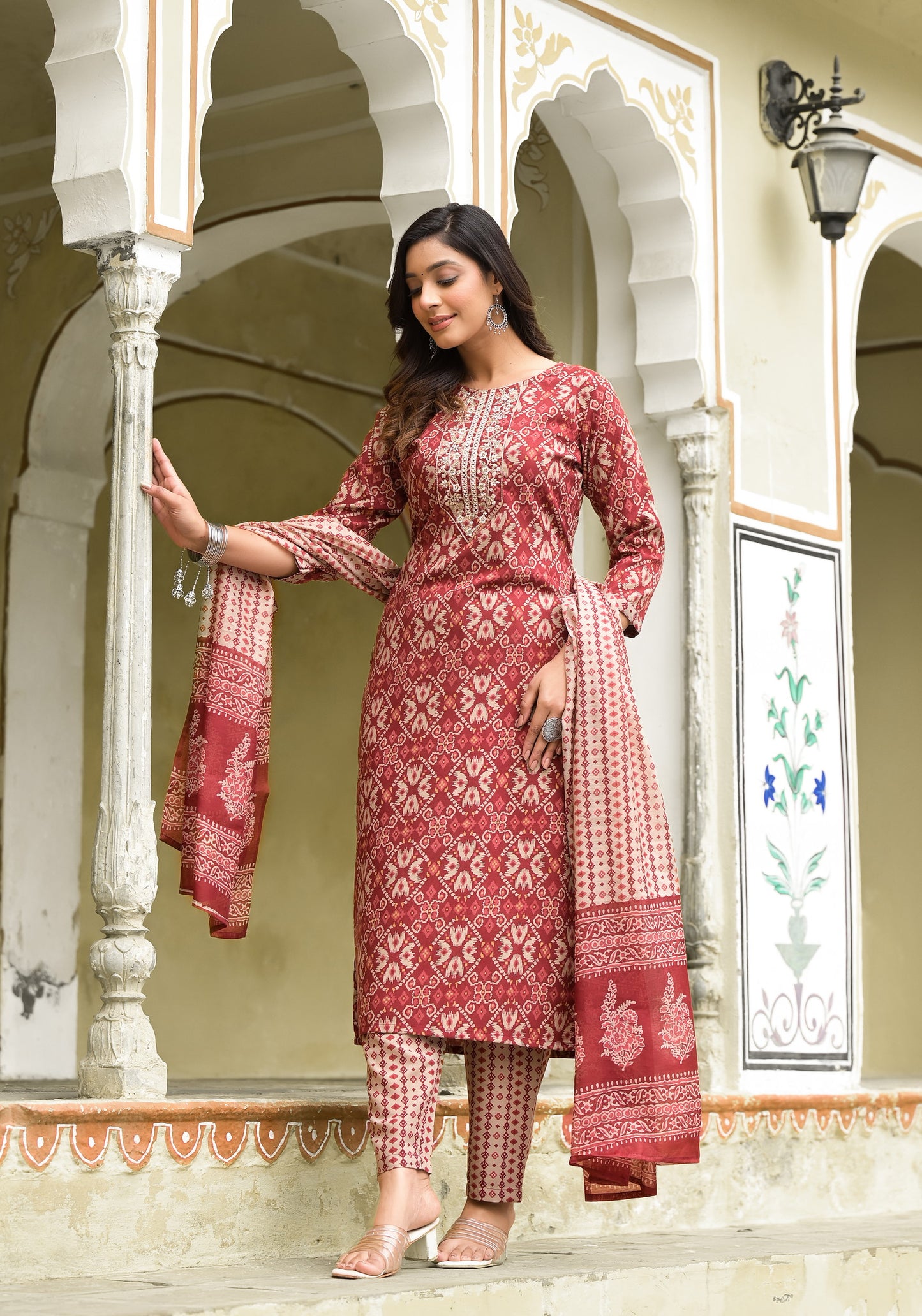 Beautiful and Simple Daily wear Kurta set With Dupatta and Bottom Dropshipera
