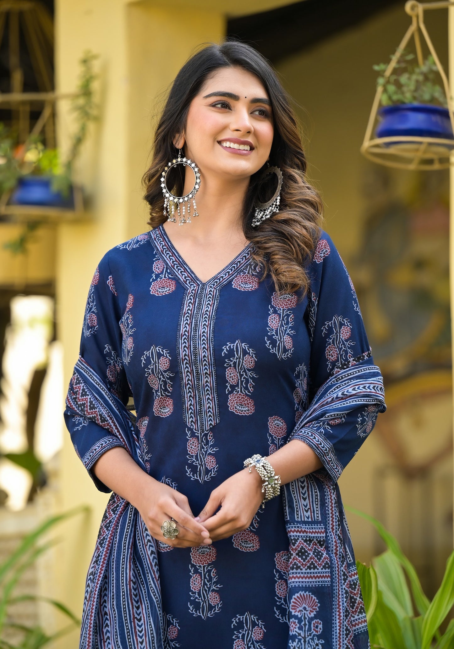 Floral Printed Kurta With Bottom Wear and Dupatta in Blue Color Dropshipera