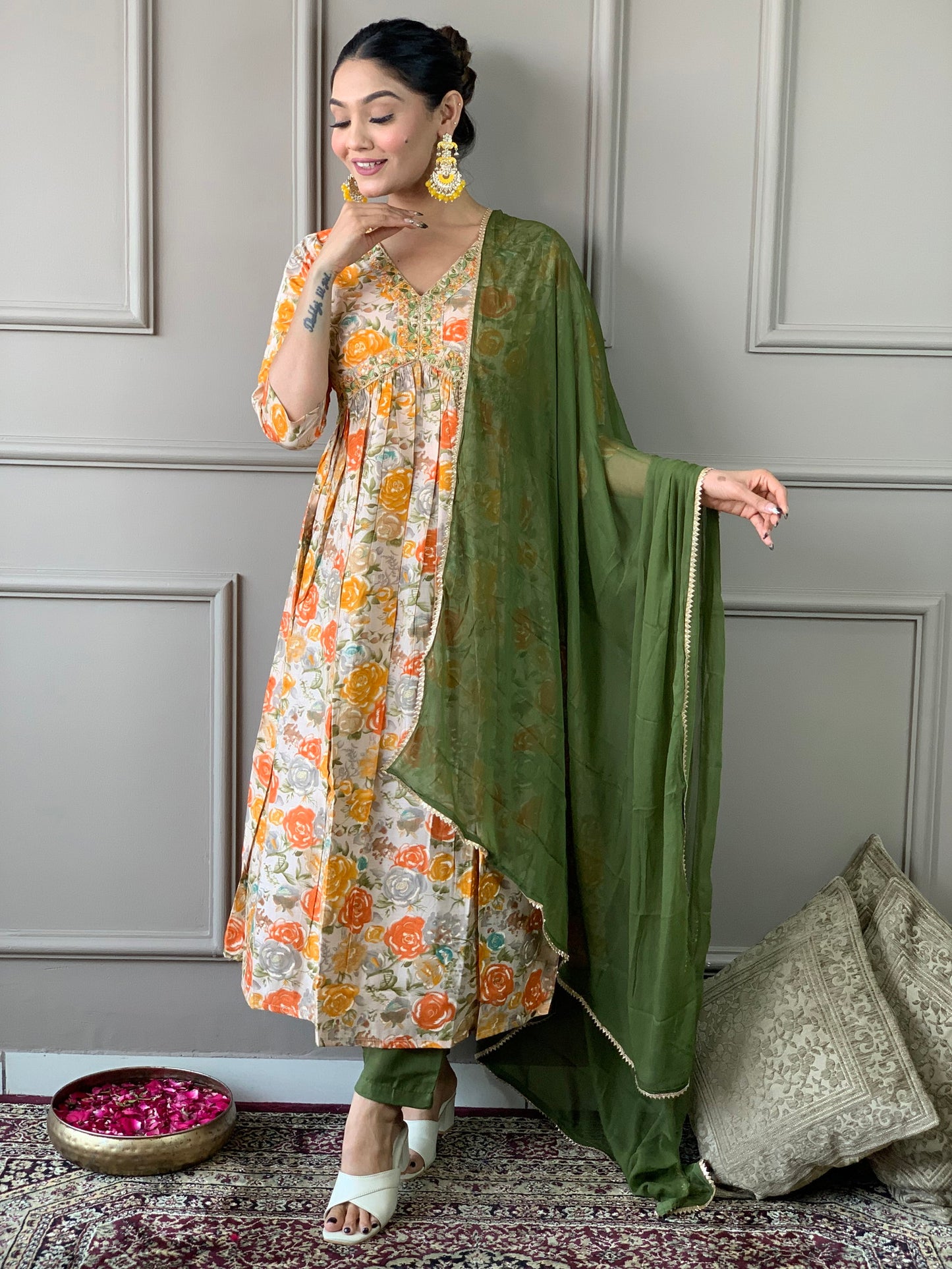 Women Printed and Embroidered Viscose Rayon kurta set Dropshipera