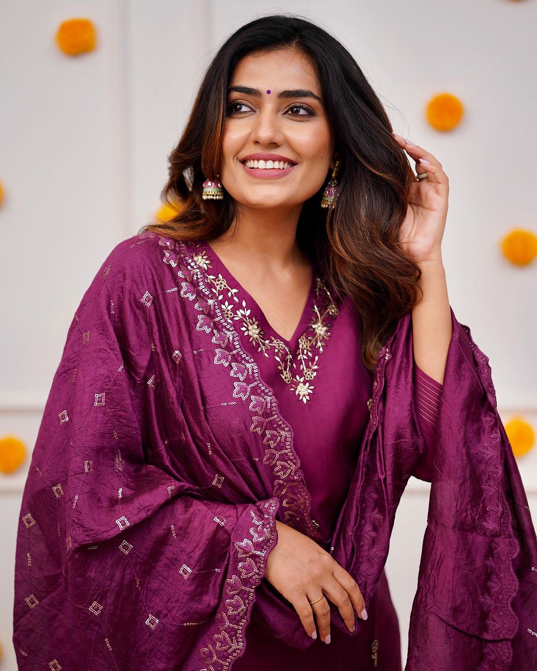 Designer Kurta set with Knee Bottom and Heavy Dupatta Dropshipera
