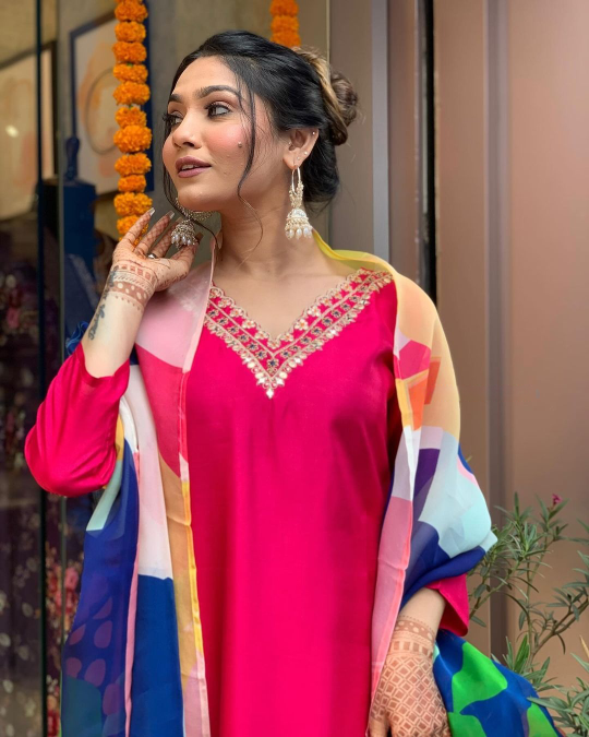 Designer Pure Viscose Jacquard Kurta With Pant And Heavy Dupatta Dropshipera