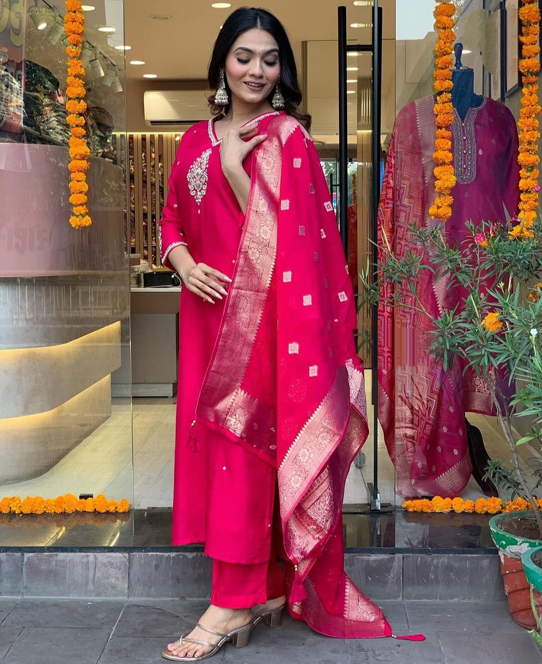 Designer Kurta set with Knee Bottom Pant and Beautiful Dupatta Dropshipera