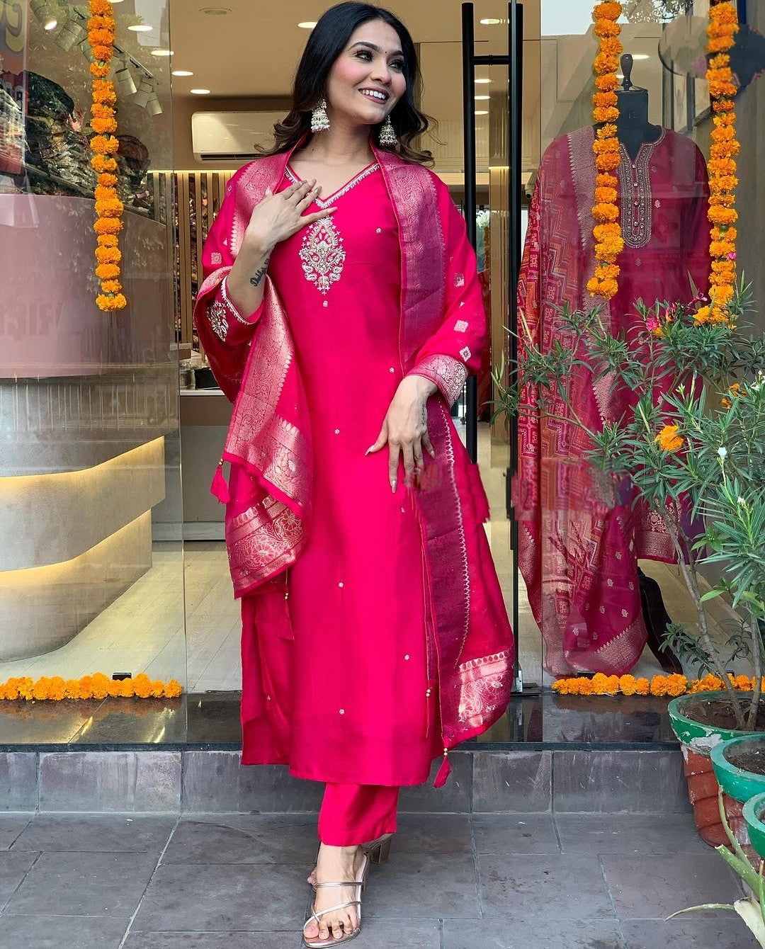 Designer Kurta set with Knee Bottom Pant and Beautiful Dupatta Dropshipera