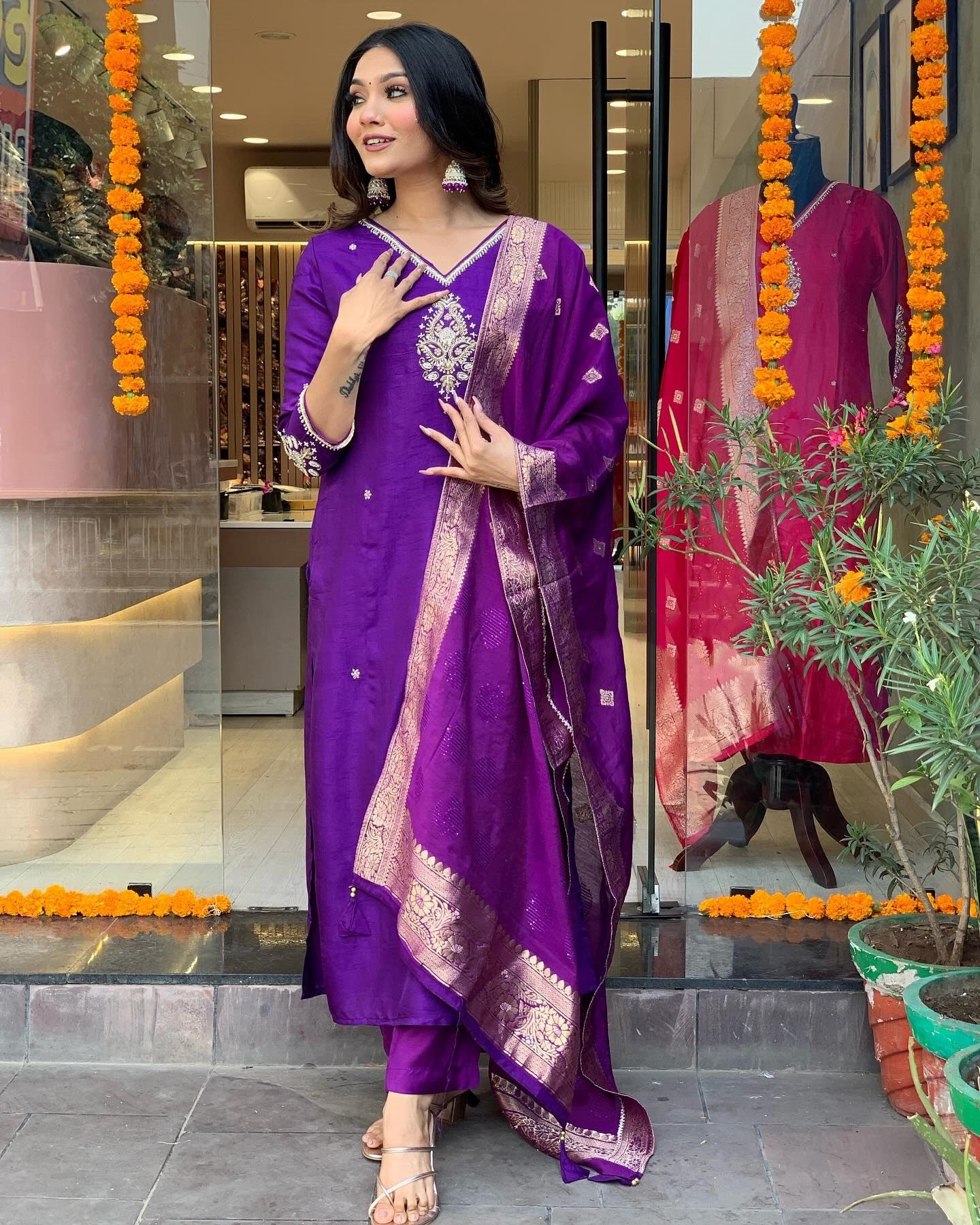 Designer Kurta set with Knee Bottom Pant and Beautiful Dupatta Dropshipera