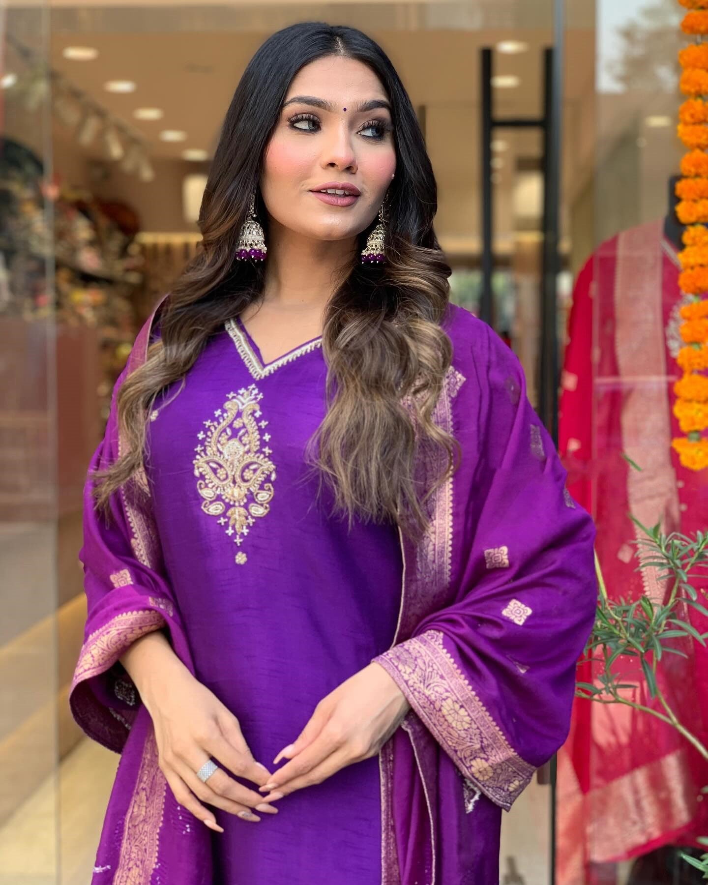 Designer Kurta set with Knee Bottom Pant and Beautiful Dupatta Dropshipera