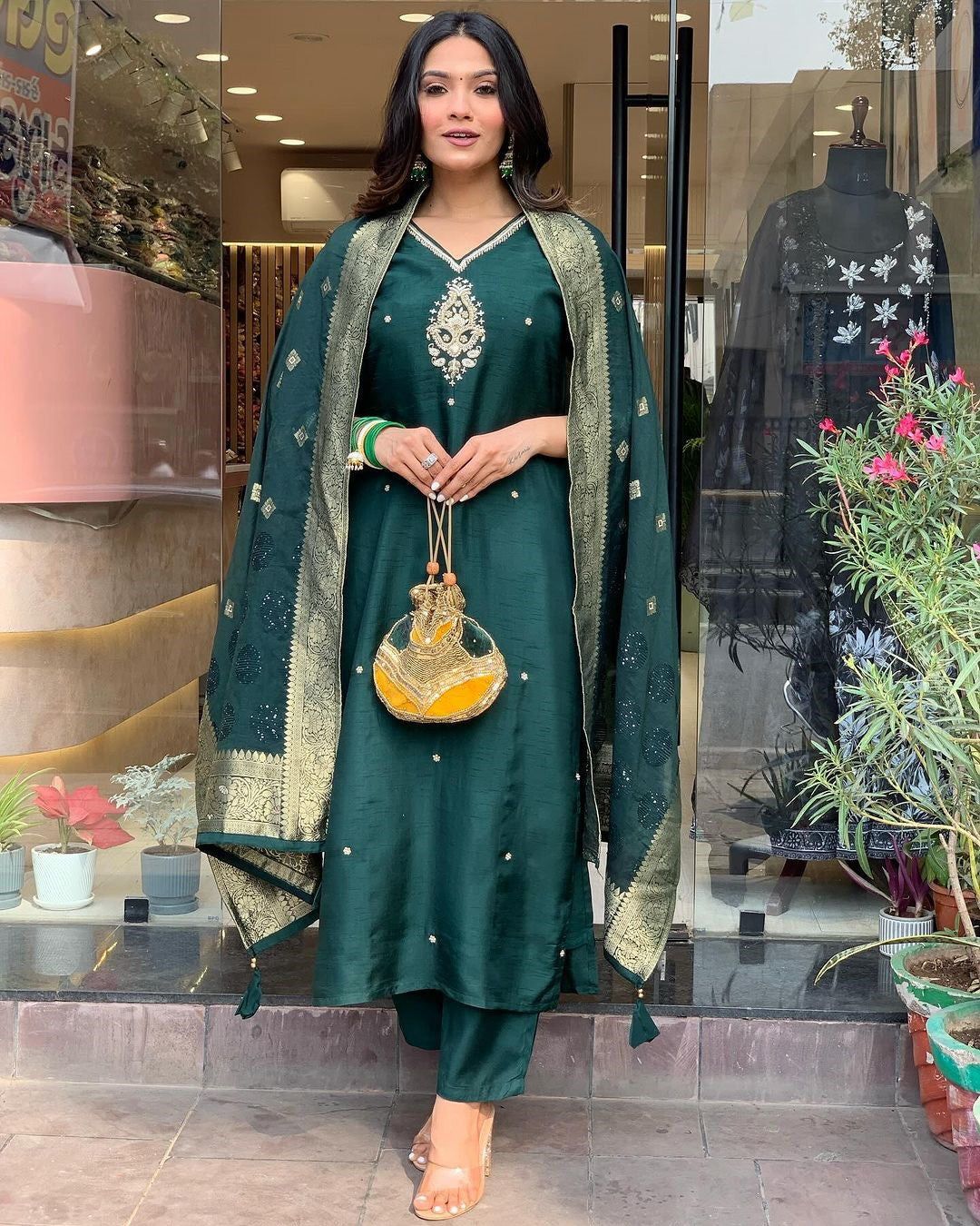 Designer Kurta set with Knee Bottom Pant and Beautiful Dupatta Dropshipera