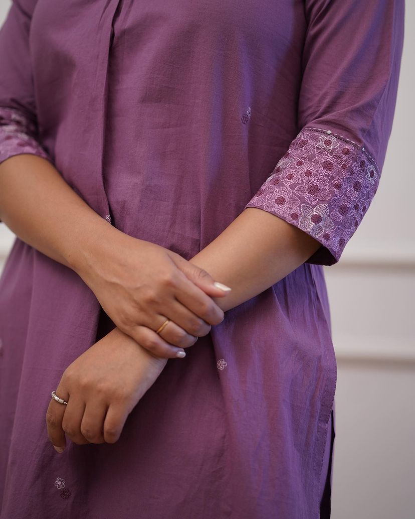 Women Embroidered Rayon Slub Straight Kurta With Pant Dropshipera
