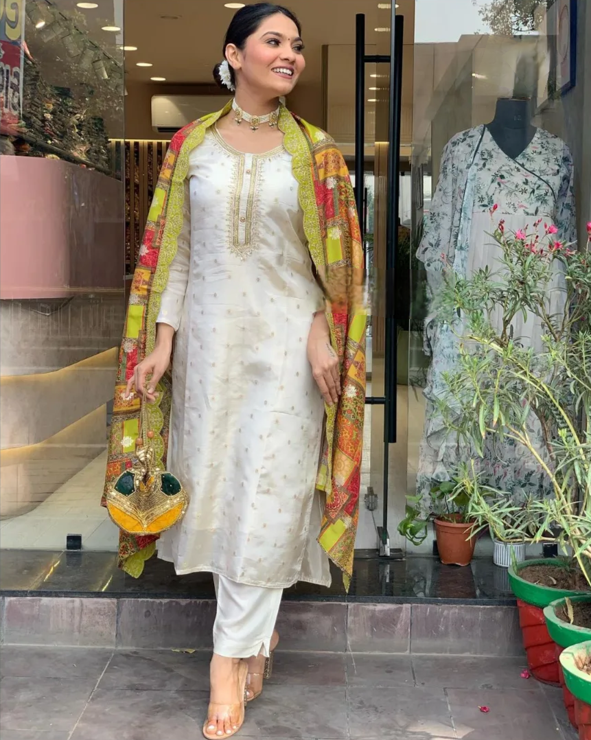 Designer Pure Viscose Jacquard Kurta With Pant And Heavy Dupatta Dropshipera
