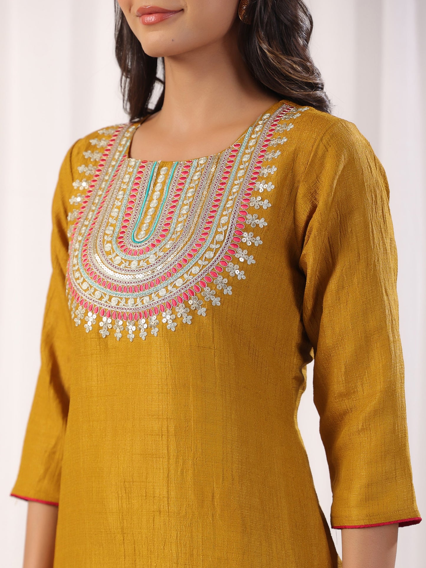 Solid Straight Round Neck Silk Kurta Pant Set With Dupatta Dropshipera