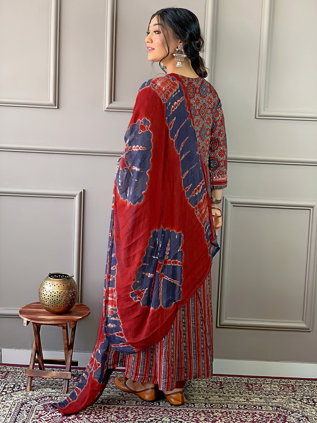 Oaitaari Printed Heavy Duppata Kurta Set With Bottom and Dupatta Dropshipera