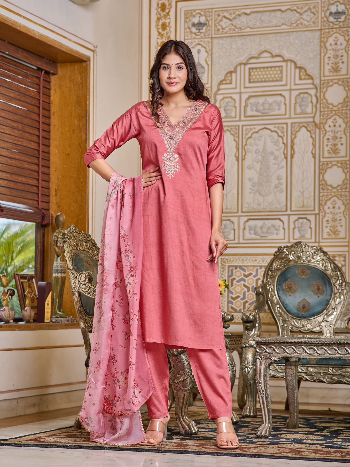 Women Embroidered Straight Kurta Set in Peach Colour Dropshipera