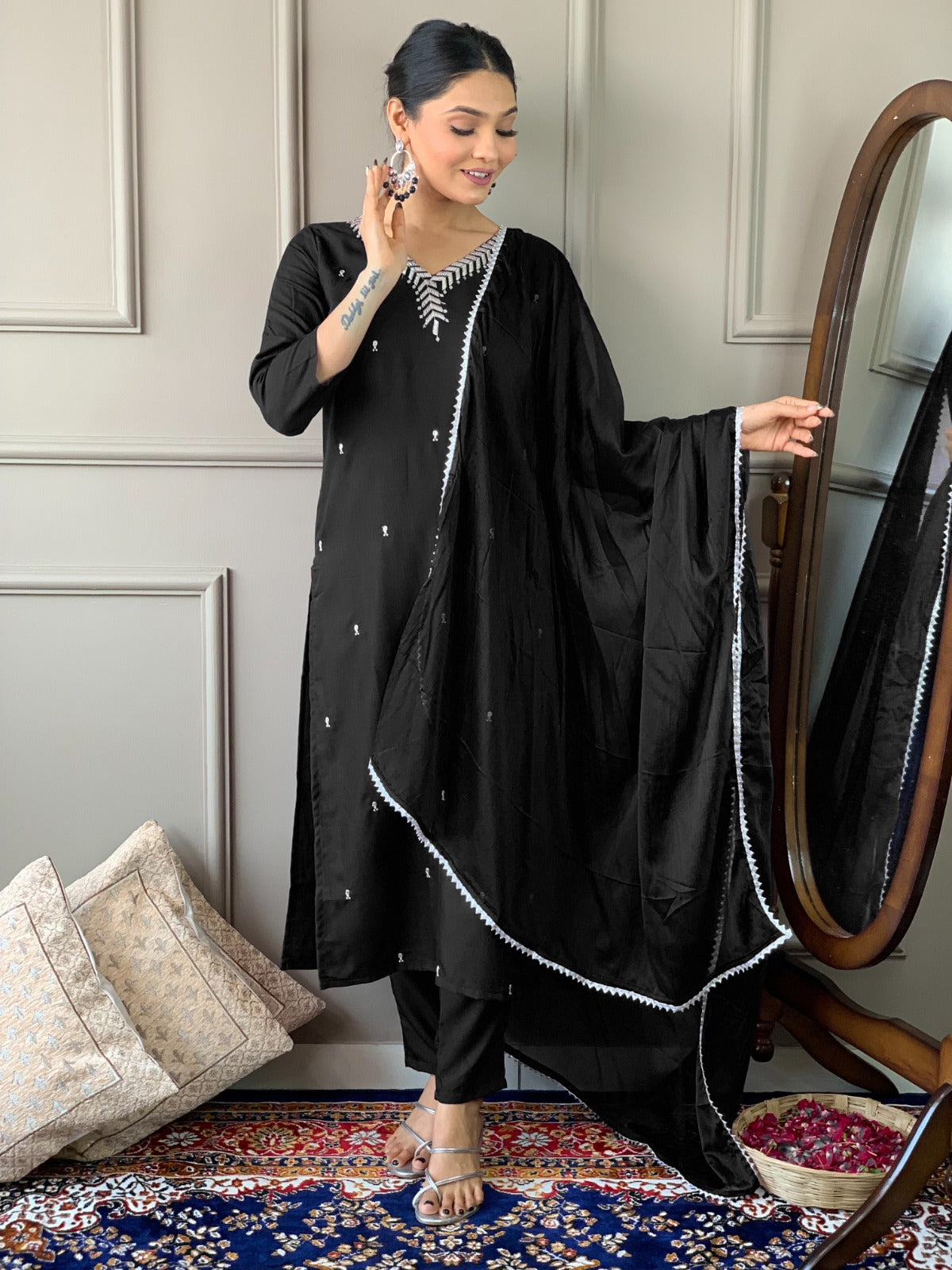 Designer Kurta set with Bottom Pant and Plain Dupatta in Black Color Dropshipera