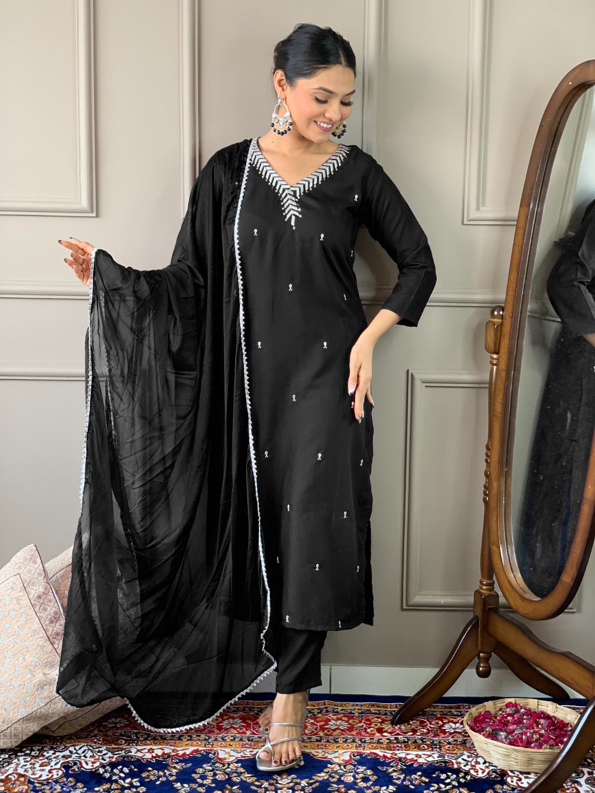 Designer Kurta set with Bottom Pant and Plain Dupatta in Black Color Dropshipera