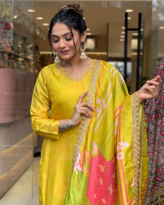 Yellow Beautiful and Simple Straight Kurta Set with Bottom and Dupatta Dropshipera