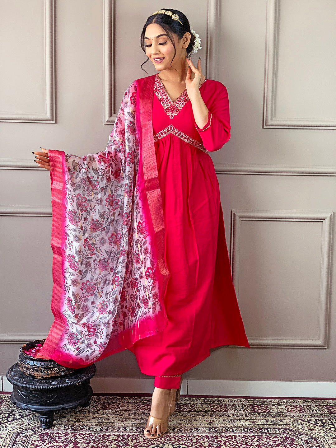 Alia Designe Kurta set with Knee Bottom Pant and Floral Dupatta Dropshipera