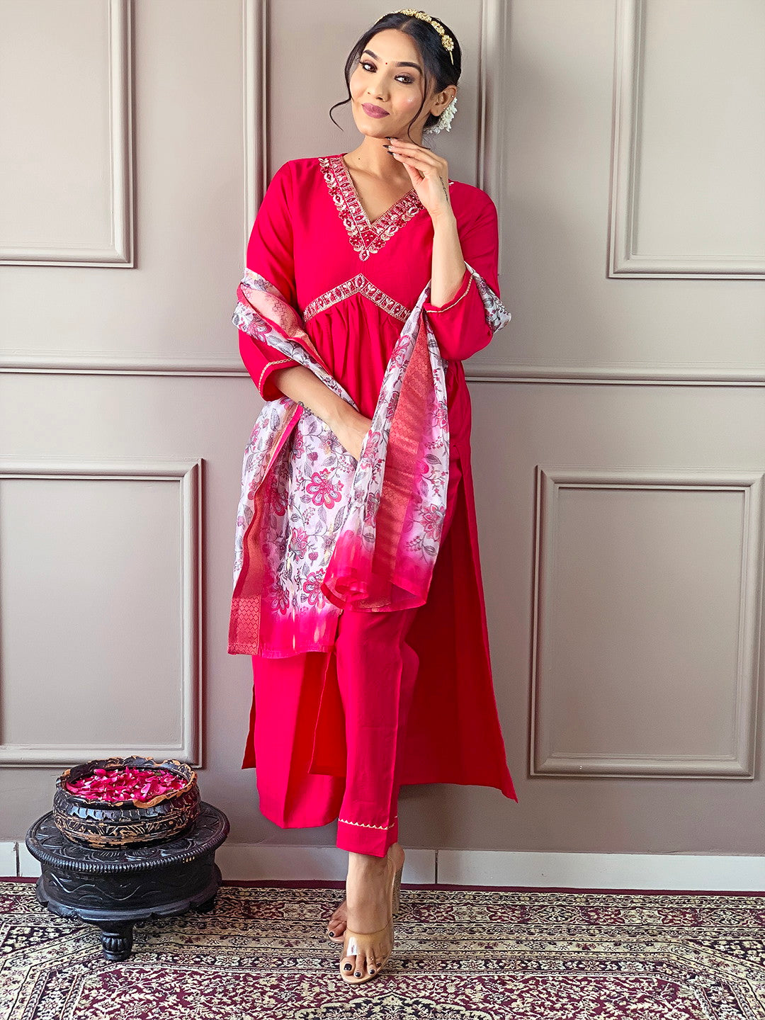 Alia Designe Kurta set with Knee Bottom Pant and Floral Dupatta Dropshipera