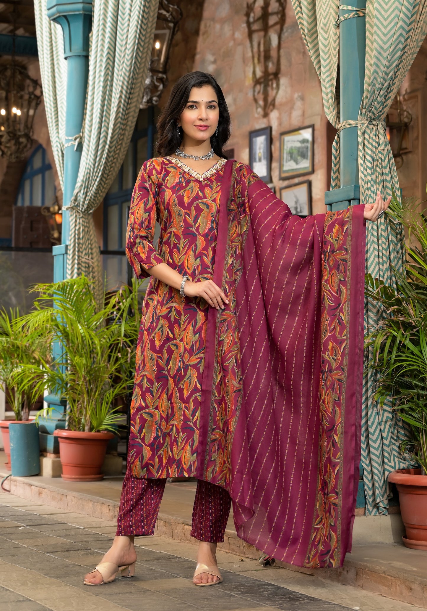 Women Floral Printed Kurta With Pant and dupatta Dropshipera