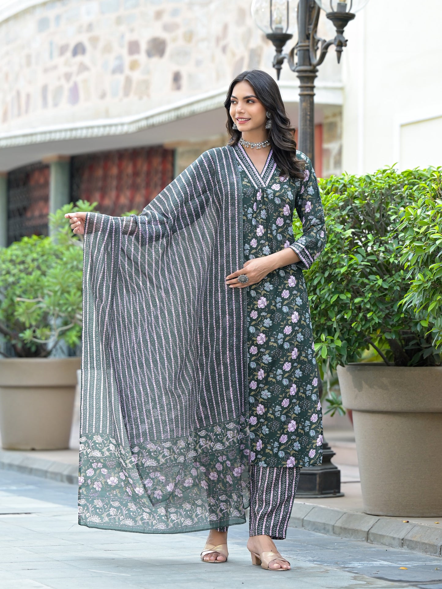 Women's Printed Kurta With Pant and dupatta Dropshipera