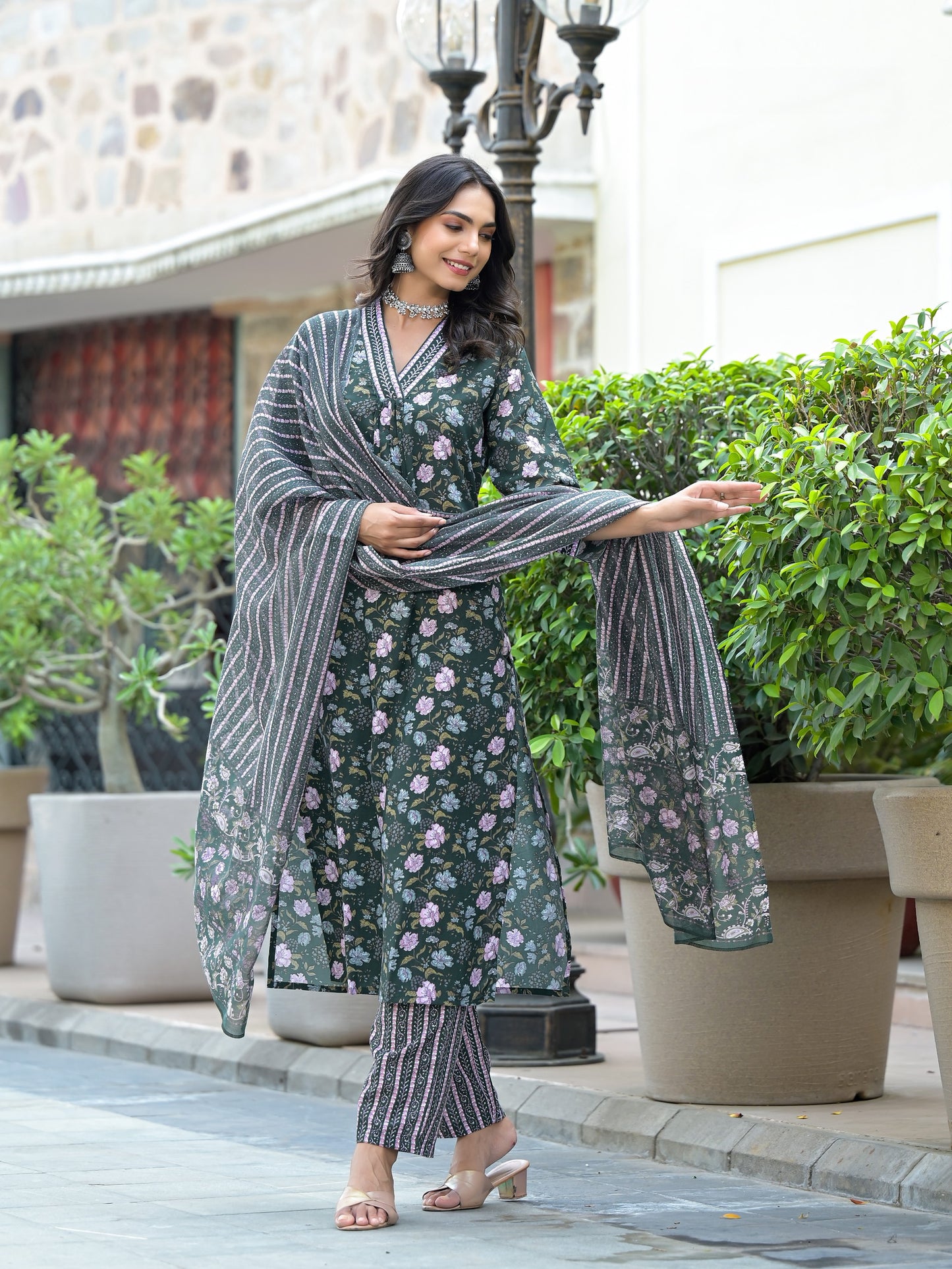 Women's Printed Kurta With Pant and dupatta Dropshipera