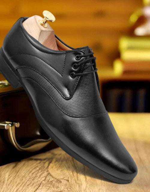 Black lace-up oxfords Dropdash