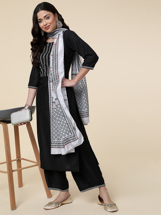 Women Stylish Daily Wear Kurti Pant With Dupatta Set Dropshipera