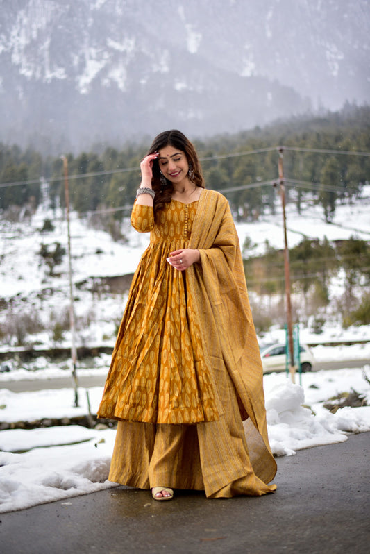 Glamorous Pumpkin Colour Fancy And Elegant partywear Kurta set For Women Dropshipera