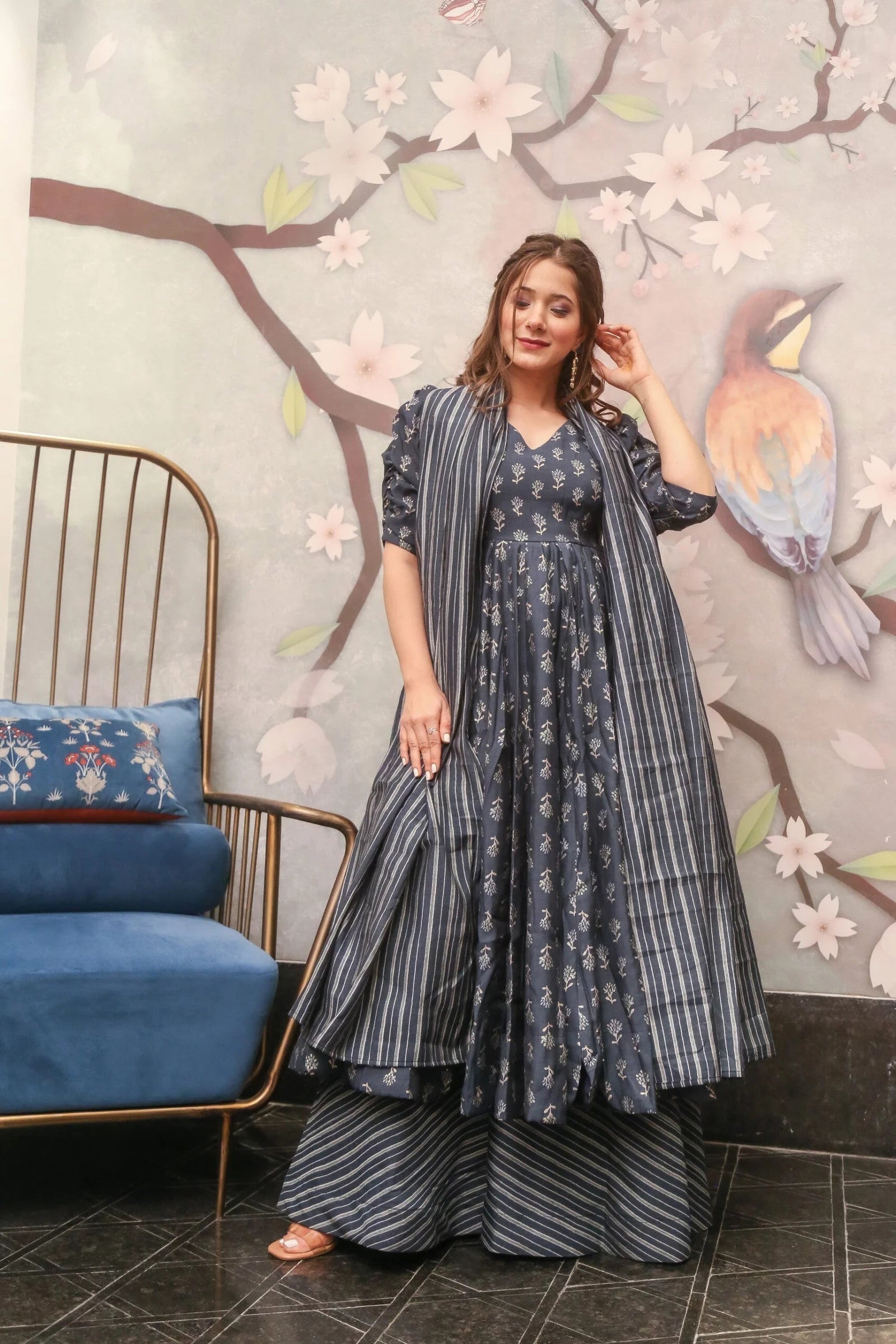 Grey Color Glamorous Fancy And Elegant partywear Kurta Set For Women Dropshipera