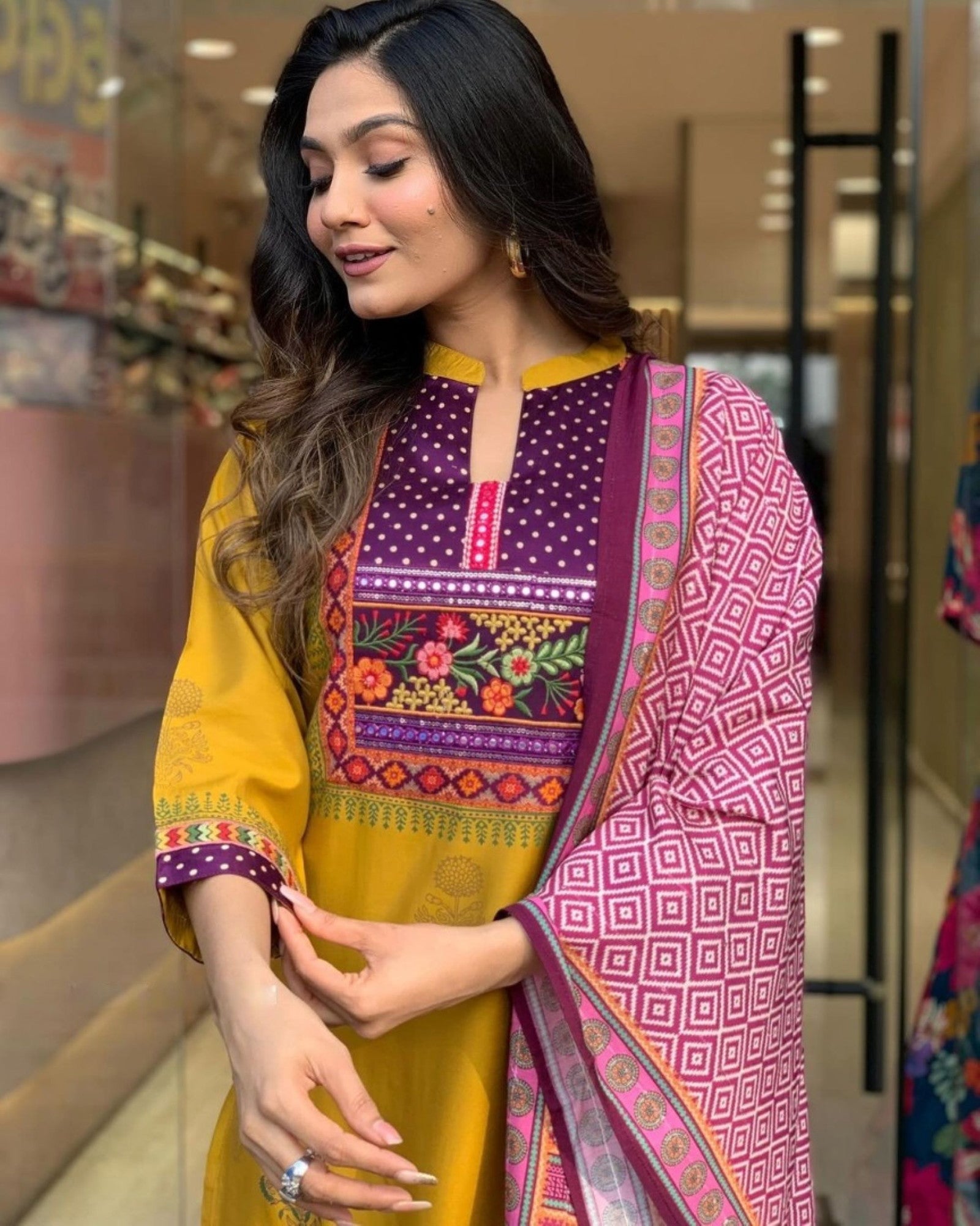 Women Embroidered Straight Kurta Set with Dupatta Dropshipera
