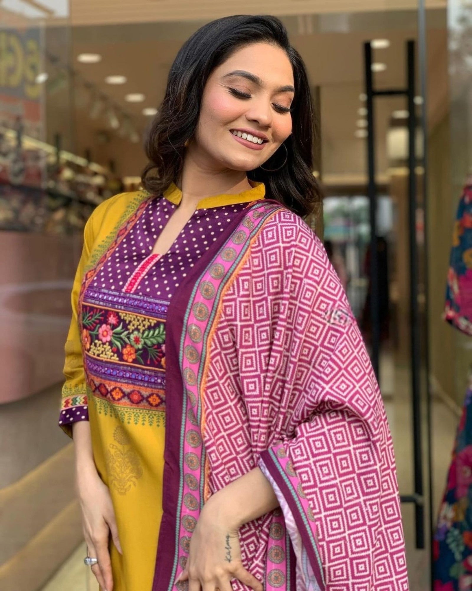 Women Embroidered Straight Kurta Set with Dupatta Dropshipera