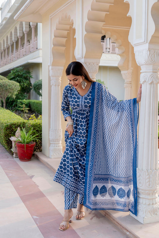Women Rayon Kurta Pant Dupatta Set Dropshipera