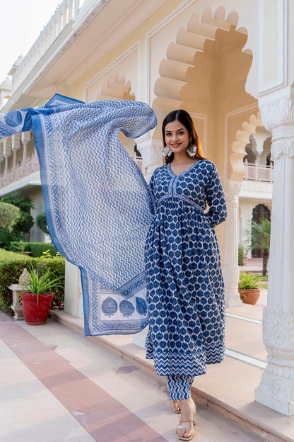 Women Rayon Kurta Pant Dupatta Set Dropshipera