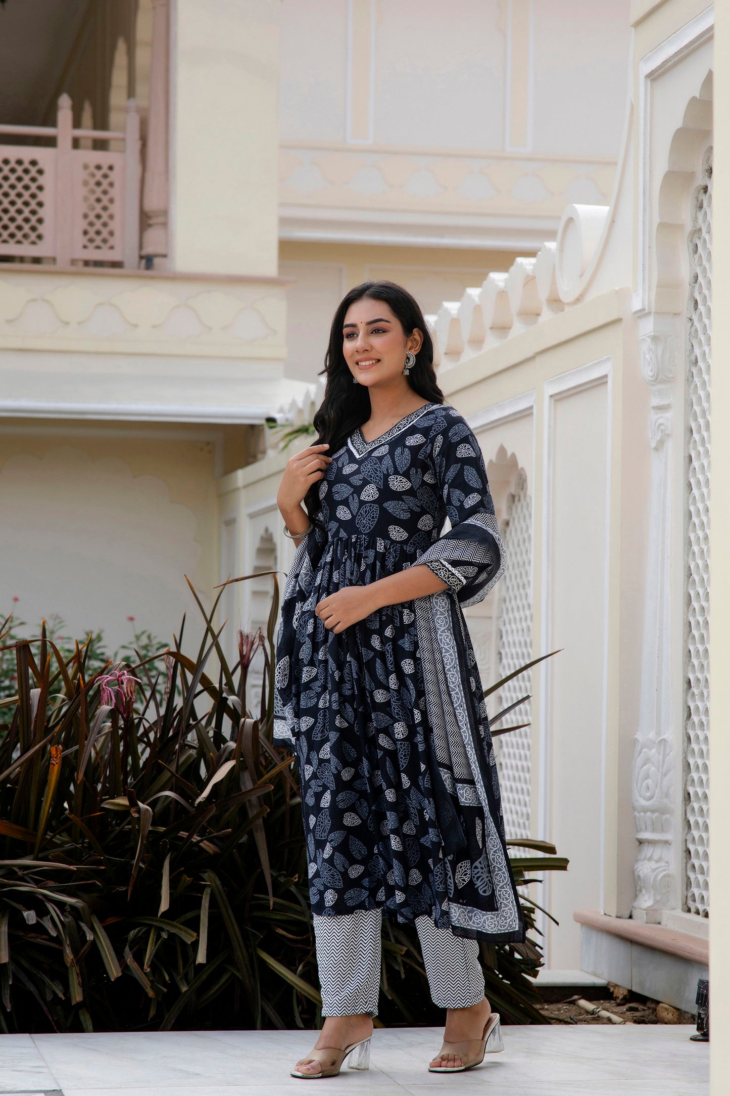 Floral Printed Rayon  Kurta With Pants & Dupatta Dropshipera