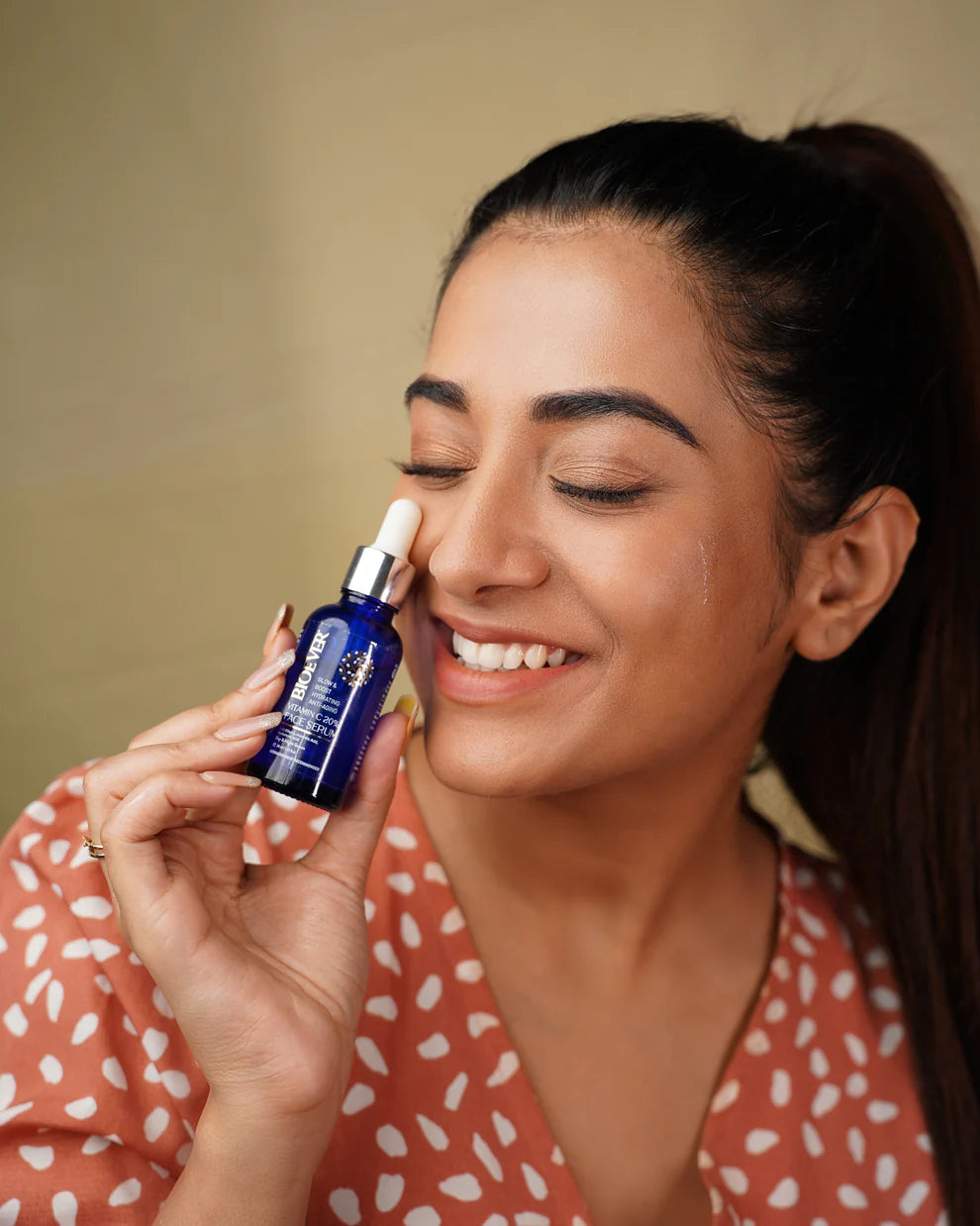 Bioever 20% Vitamin C Serum with Hyaluronic Acid, Niacinamide, Liquorice Extract for Glowing Skin, Hyperpigmentation & Dull Skin - 30ml Dropshipera