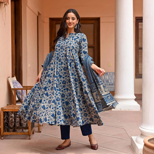 Blue Floral Anarkali Kurta Set For Women Dropshipera