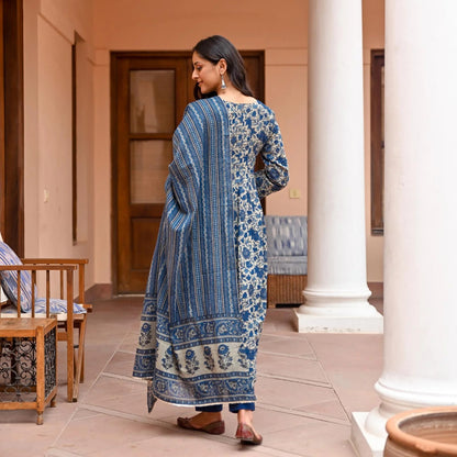 Blue Floral Anarkali Kurta Set For Women Dropshipera