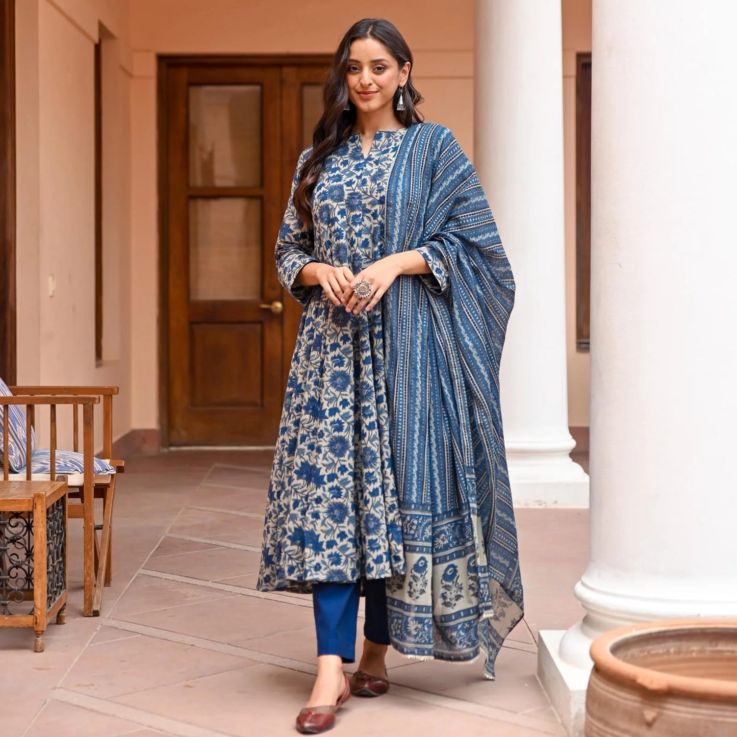 Blue Floral Anarkali Kurta Set For Women Dropshipera