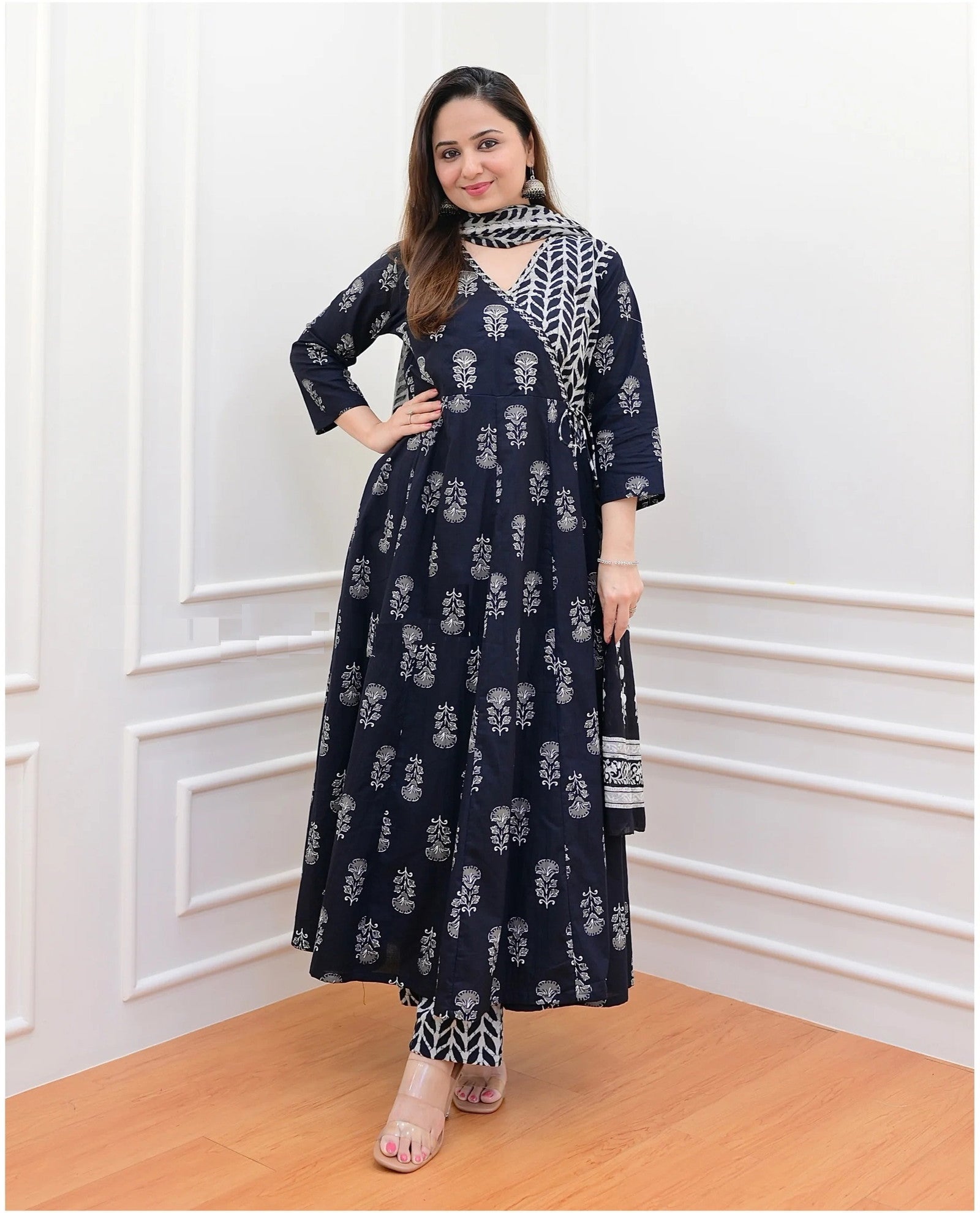 Women Block Printed Kurta Set with Dupatta In Black Color Dropshipera