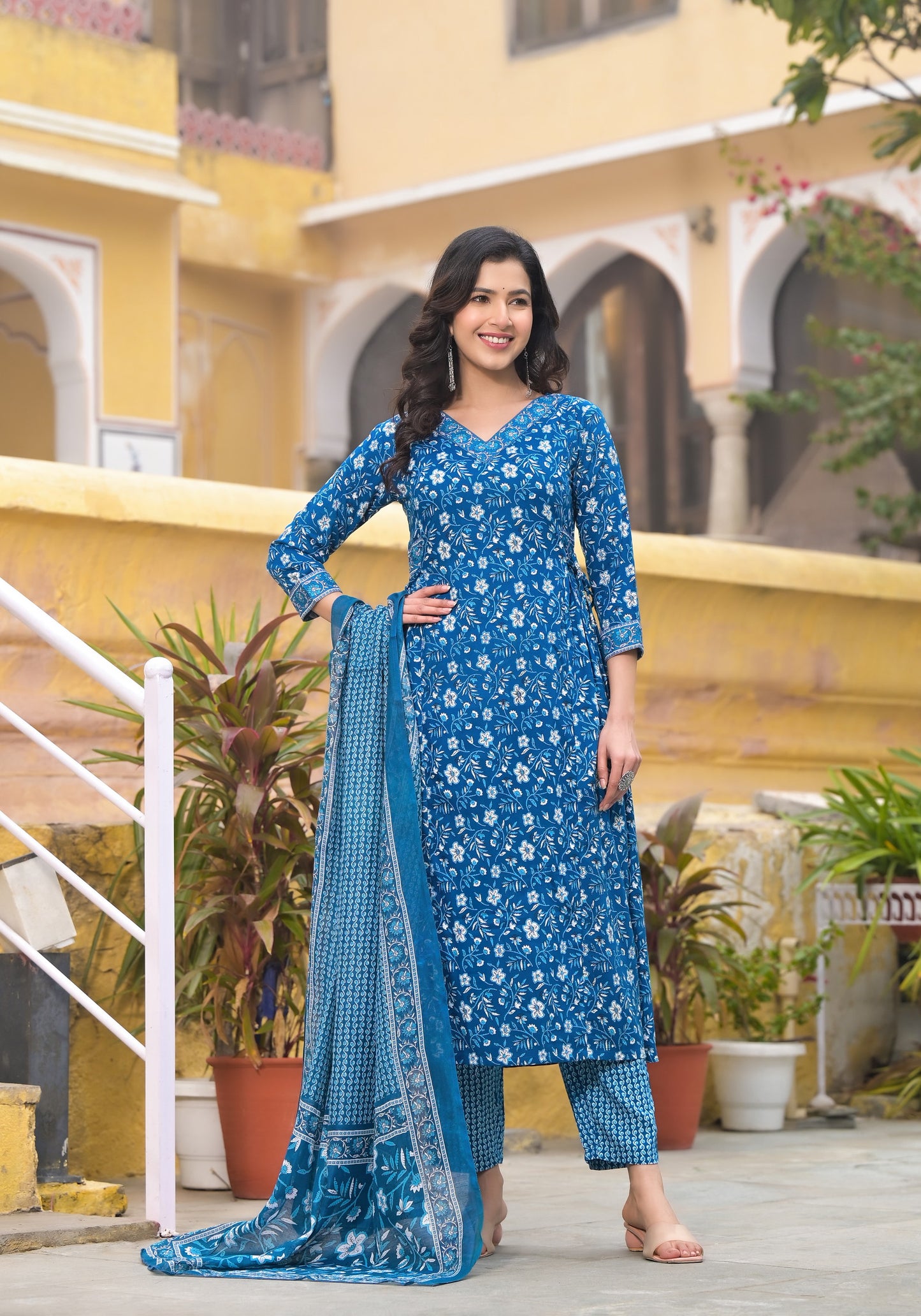 Stylish and Designer Kurta Set with Bottom And Dupatta for Women Dropshipera