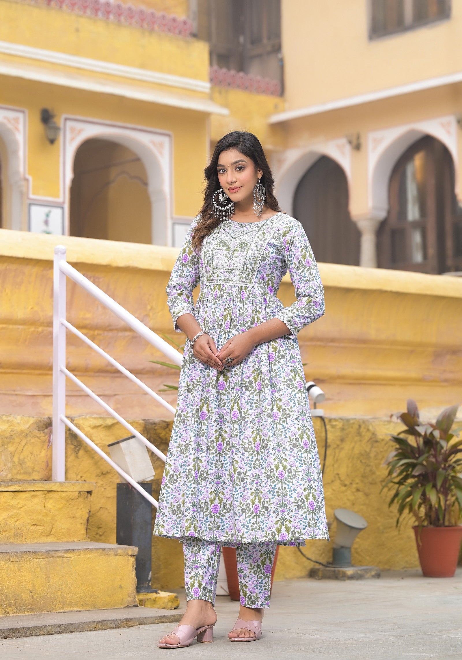 Simple and Attractive Daily Wear Kurta Set For Women Dropshipera