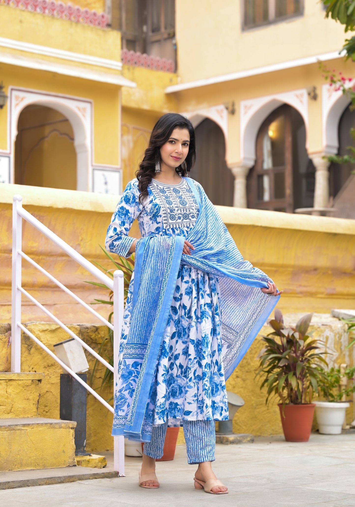 Blue and White Simple Daily Wear Kurta Set for Women Dropshipera