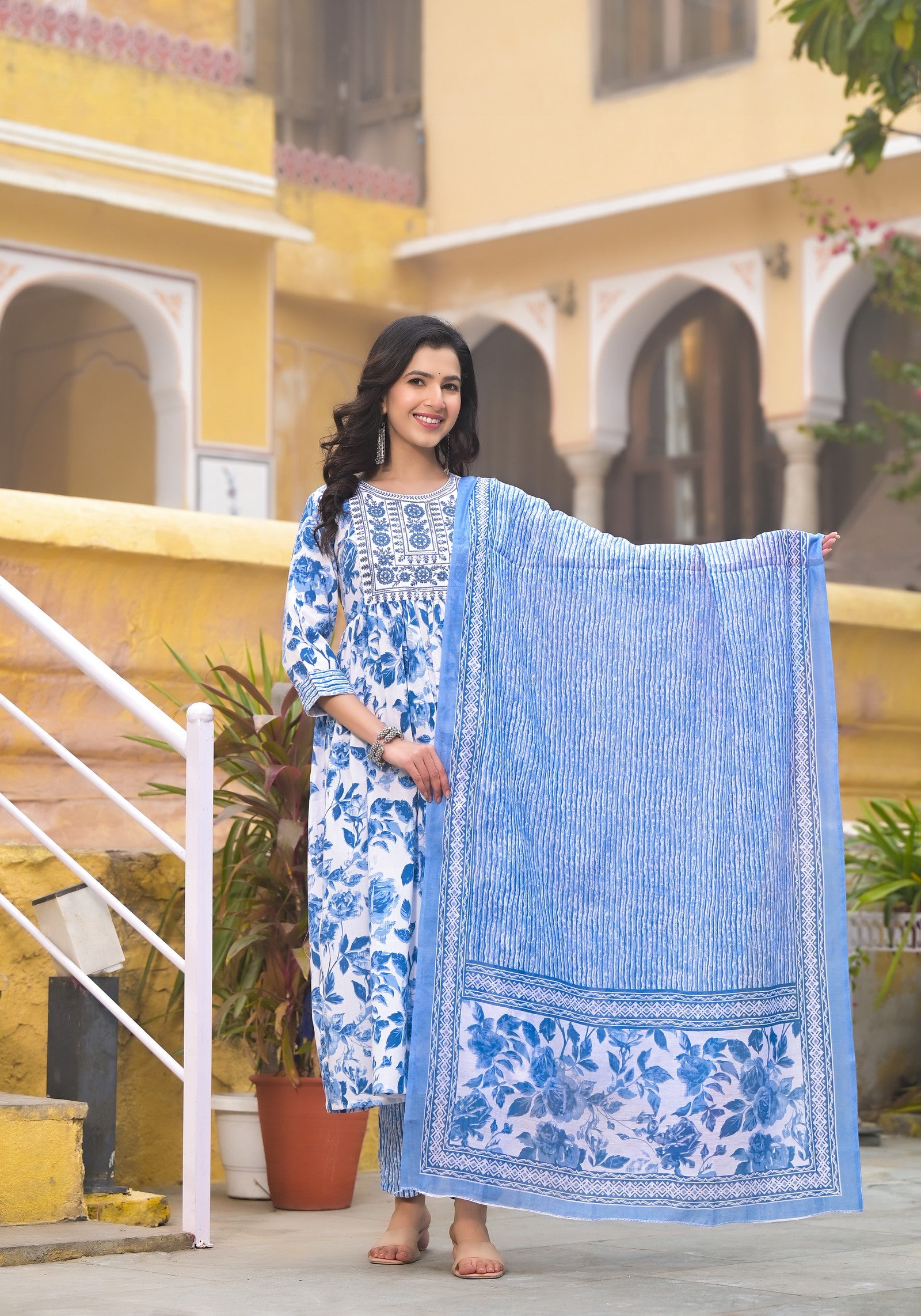 Blue and White Simple Daily Wear Kurta Set for Women Dropshipera