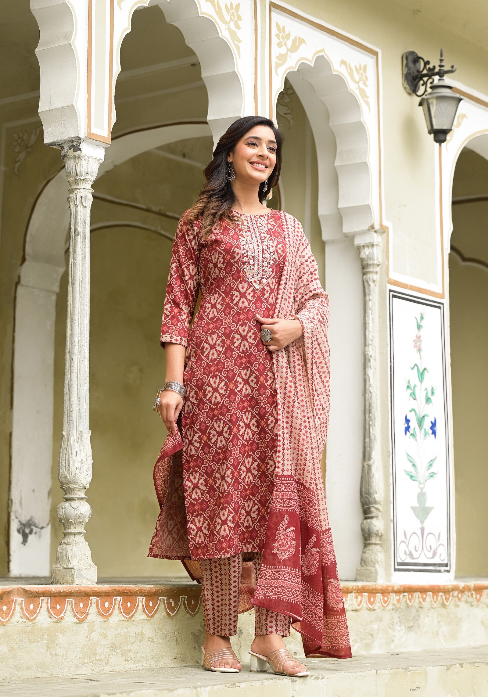 Beautiful and Simple Daily wear Kurta set With Dupatta and Bottom Dropshipera