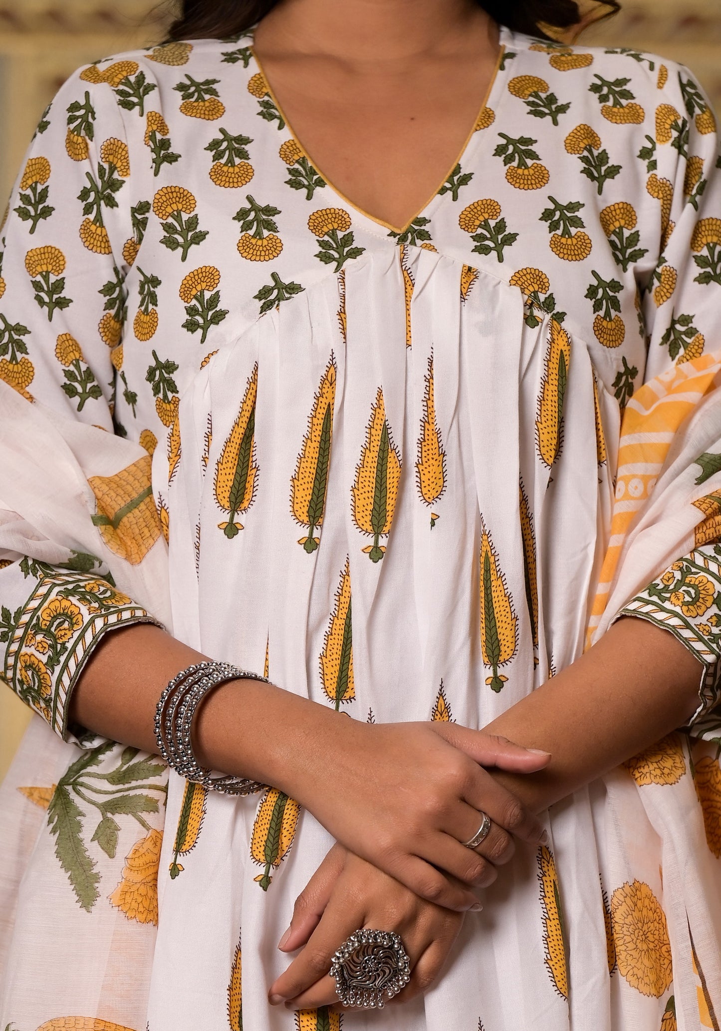White Cotton Printed Carnation And Leaf Phula Kaalindi Anarkali Set For Women Dropshipera